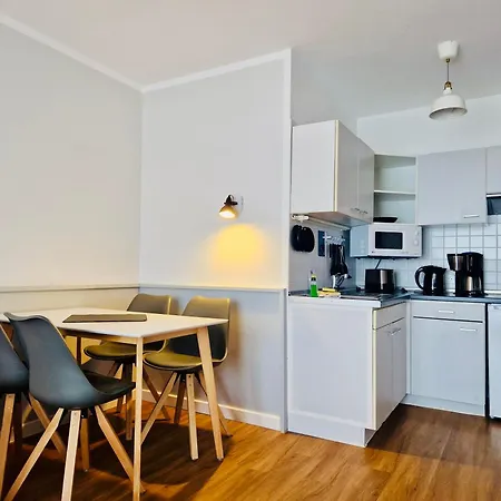 Inselkoje - Gemuetliche Und Familienfreundliche 2 Zimmer Wohnung Mit Parkplatz Apartment *
