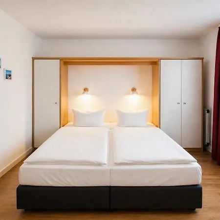 Inselkoje - Gemuetliche Und Familienfreundliche 2 Zimmer Wohnung Mit Parkplatz Sellin (Rugen)